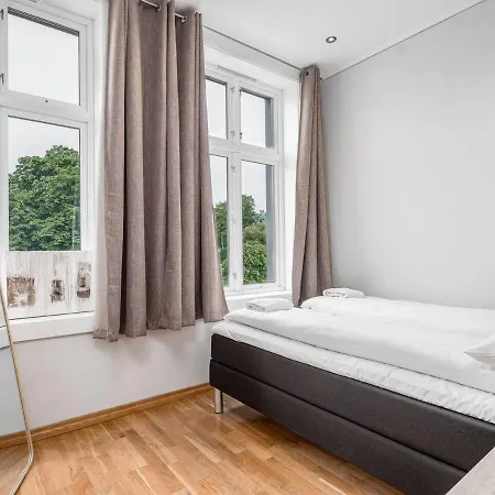 Large Flat With Balcony In Prime Location. Eg2
